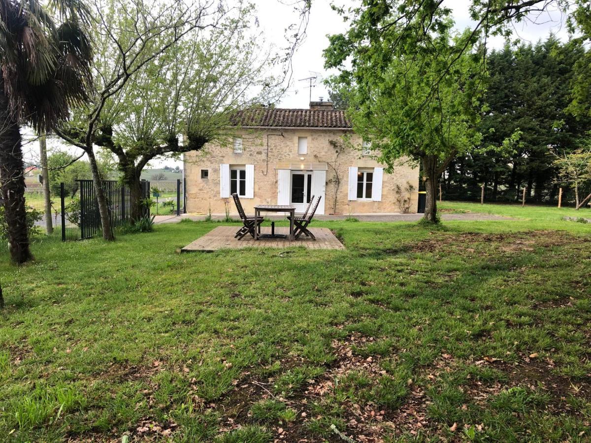 Maison De Campagne Chez Georges Saint-Sulpice-de-Pommiers Екстериор снимка